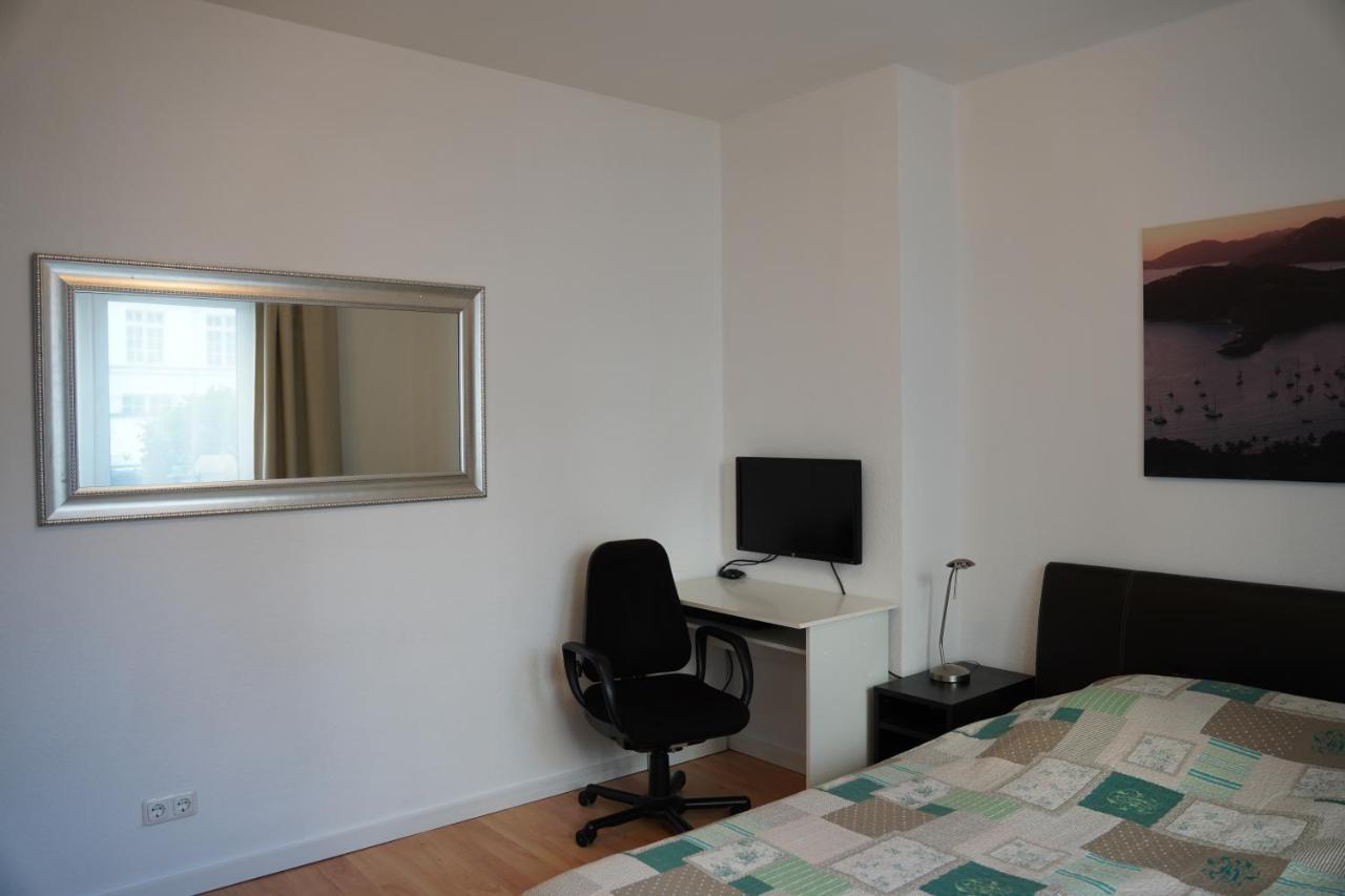 Bright, Spacious Apartment With A Lovely Terrace In The Heart Of Aquisgrán Exterior foto
