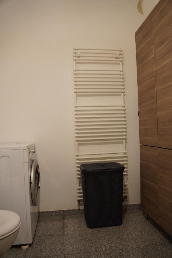 Bright, Spacious Apartment With A Lovely Terrace In The Heart Of Aquisgrán Exterior foto